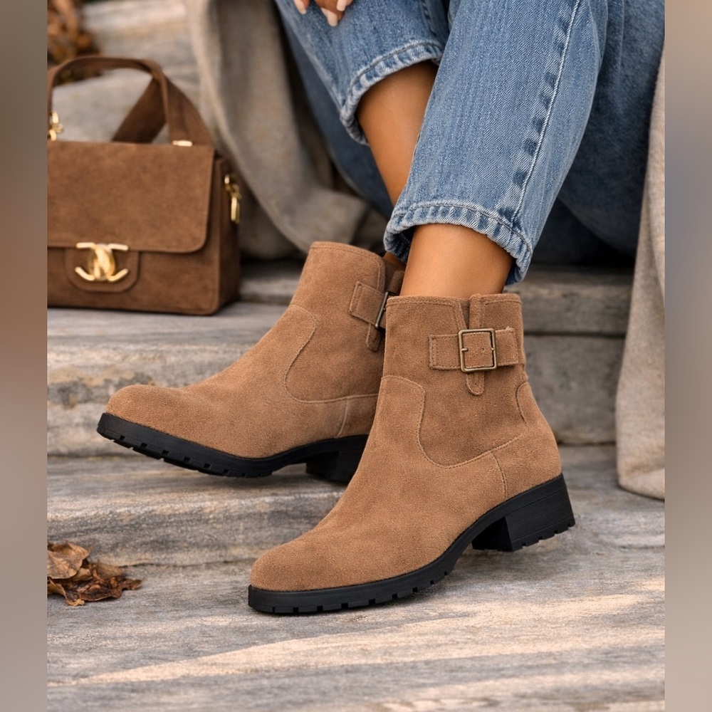 Vionic Jill Bootie Suede‎ Ankle Boots Tan Buckle Comfort Lug Sole Size 9
